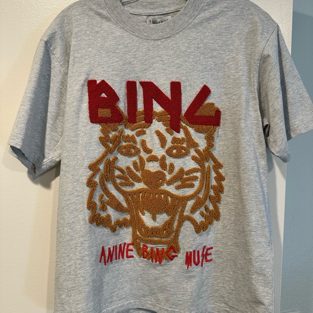 Anine Bing Gray and Red tiger chenille t-shirt